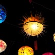 Lanternes colorées